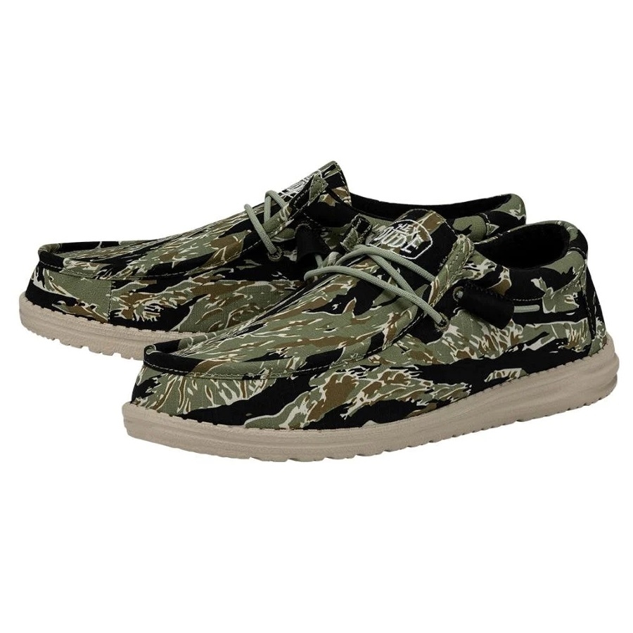 WALLY CAMOUFLAGE - CAMO Photo