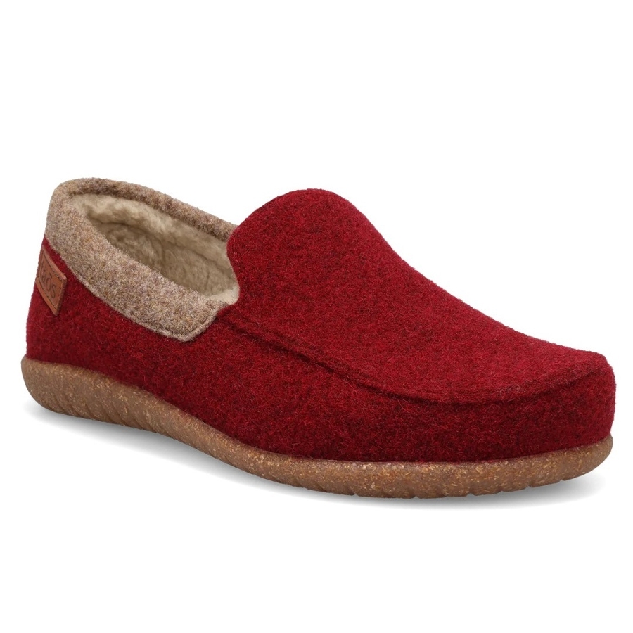 WOOLFER - CRANBERRY Photo